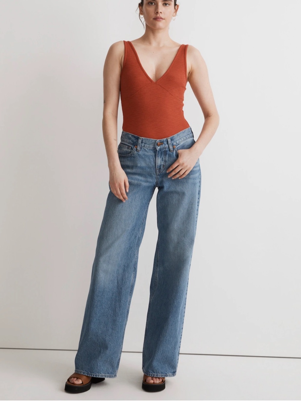 Madewell low rise super wide leg jeans - Picture 4 of 5
